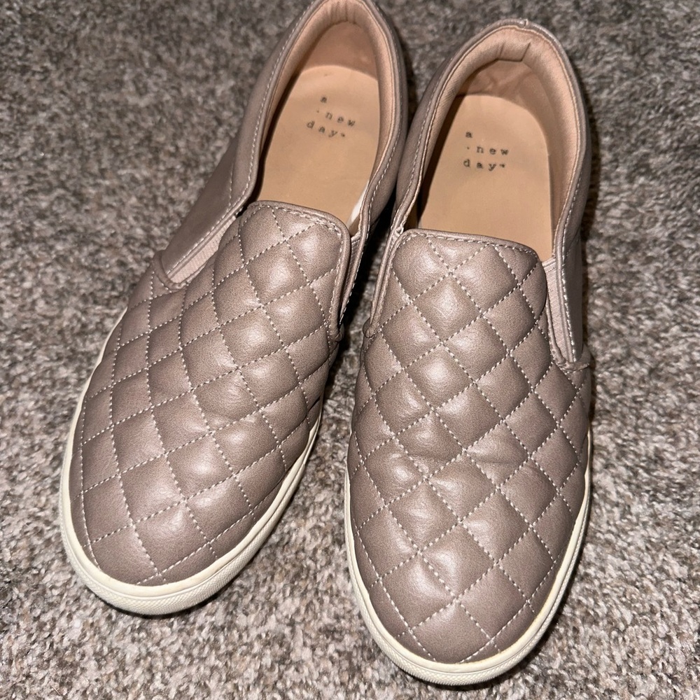 Brown/Mauve slip ons